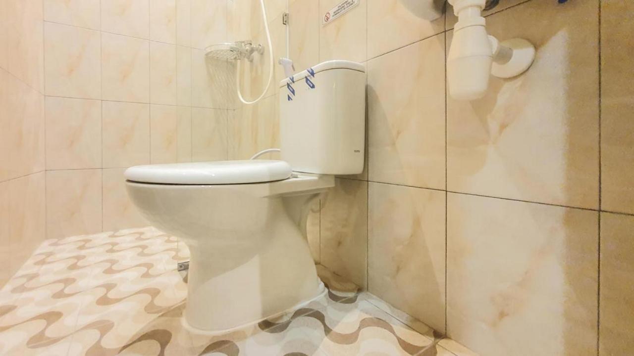 Urbanview Hotel Sakura Kampung Inggris Pare By Reddoorz Dış mekan fotoğraf